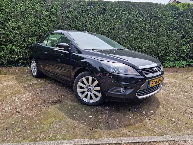 Ford - focus coupé-cabriolet - 2.0 limited - 93-njd-1 - 2010 - afbeelding 19 van  22