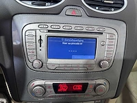 Ford - focus coupé-cabriolet - 2.0 titanium - 42-lxj-5 - afbeelding 8 van  19