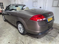 Ford - focus coupé-cabriolet - 2.0 titanium - 42-lxj-5 - afbeelding 13 van  19