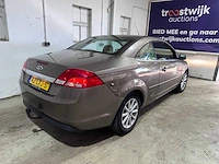 Ford - focus coupé-cabriolet - 2.0 titanium - 42-lxj-5 - afbeelding 16 van  19