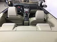 Ford - focus coupé-cabriolet - 2.0 titanium - 76-hrg-4 - afbeelding 15 van  20