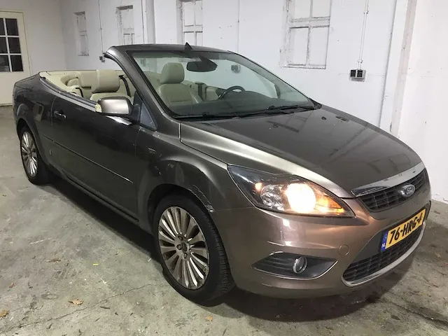 Ford - focus coupé-cabriolet - 2.0 titanium - 76-hrg-4 - afbeelding 4 van  20