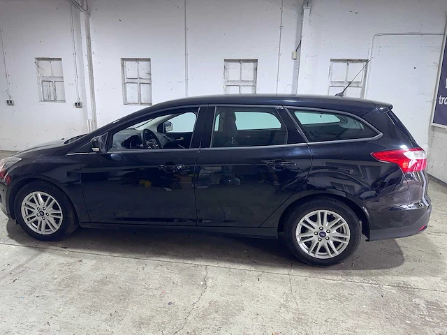 Ford - focus wagon - 1.0 ecob. titanium - p-775-jb - afbeelding 2 van  20