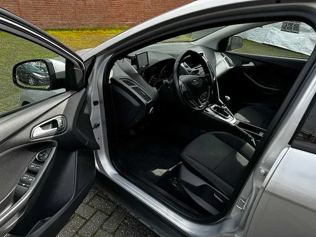 Ford - focus wagon - 1.0 lease edition -x-509-jg - 2017 - afbeelding 6 van  10