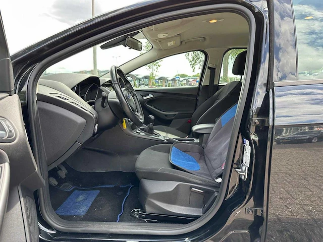 Ford - focus wagon - 1.0 trend edition - car - 2015 - afbeelding 12 van  16
