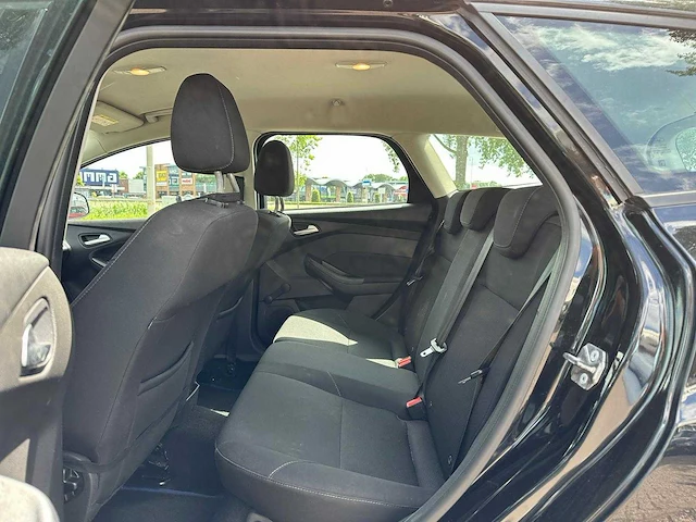 Ford - focus wagon - 1.0 trend edition - car - 2015 - afbeelding 15 van  16