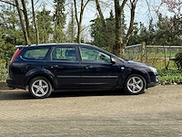 Ford - focus wagon - 1.6-16v champion - 35-sn-kr - 2006 - afbeelding 3 van  9