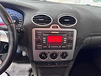 Ford - focus wagon - 1.6-16v futura - 06-xs-lj - afbeelding 7 van  21