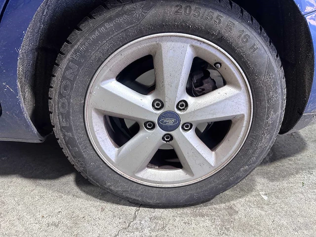 Ford - focus wagon - 1.6-16v futura - 06-xs-lj - afbeelding 13 van  21