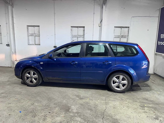 Ford - focus wagon - 1.6-16v futura - 06-xs-lj - afbeelding 12 van  21