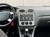 Ford - focus wagon - 1.6-16v trend - 2007 - afbeelding 15 van  16
