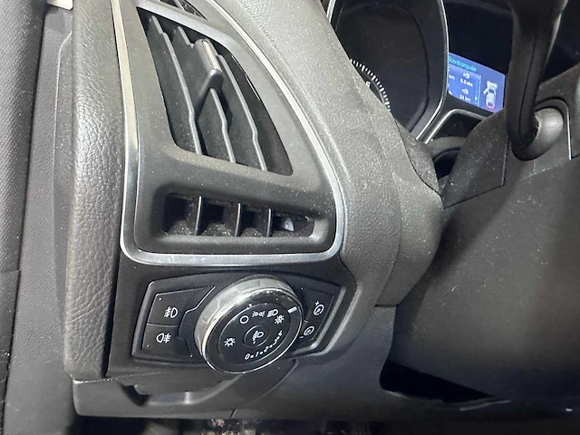 Ford - focus wagon - 1.6 ecob. tr. sport - jb-300-r - afbeelding 5 van  21