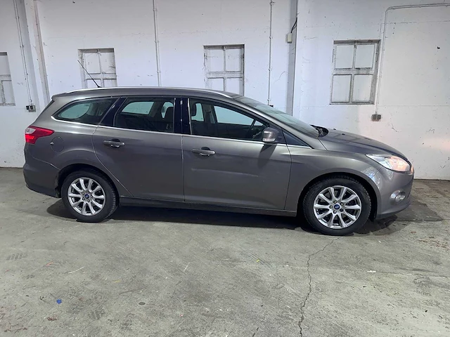 Ford - focus wagon - 1.6 ecob. tr. sport - jb-300-r - afbeelding 18 van  21