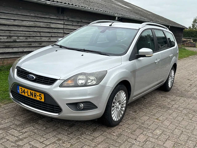 Ford - focus wagon - 1.8 limited flex.f. - car - 2010 - afbeelding 1 van  28