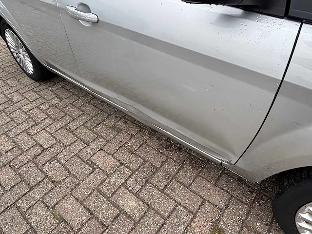 Ford - focus wagon - 1.8 limited flex.f. - car - 2010 - afbeelding 17 van  28