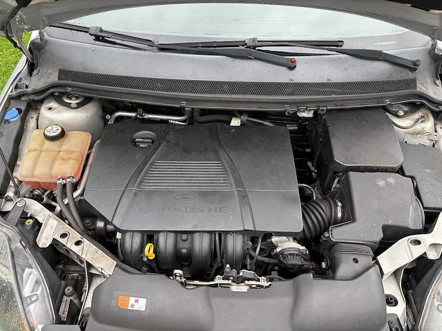 Ford - focus wagon - 1.8 limited flex.f. - car - 2010 - afbeelding 2 van  28