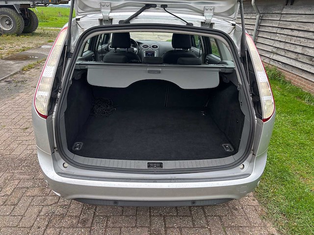 Ford - focus wagon - 1.8 limited flex.f. - car - 2010 - afbeelding 7 van  28