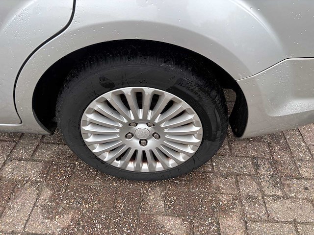 Ford - focus wagon - 1.8 limited flex.f. - car - 2010 - afbeelding 8 van  28