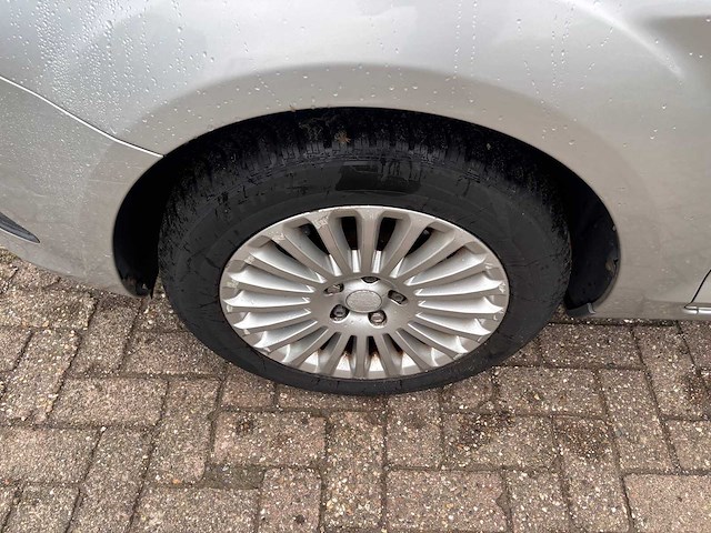 Ford - focus wagon - 1.8 limited flex.f. - car - 2010 - afbeelding 9 van  28