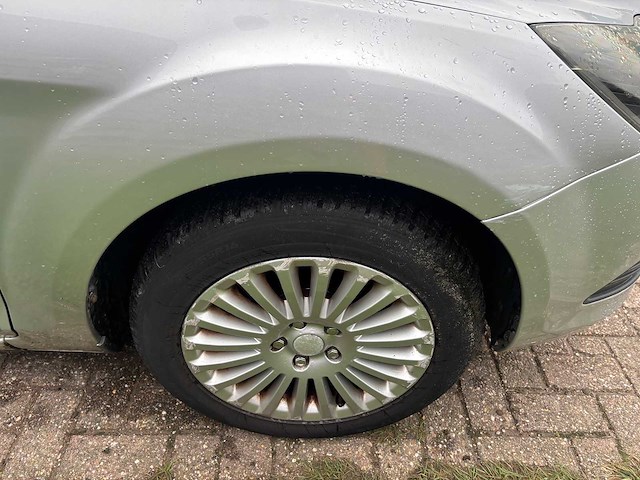 Ford - focus wagon - 1.8 limited flex.f. - car - 2010 - afbeelding 10 van  28