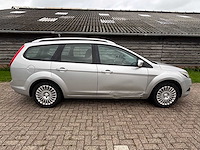 Ford - focus wagon - 1.8 limited flex.f. - car - 2010 - afbeelding 14 van  28