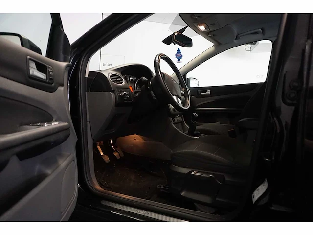 Ford - focus wagon - 1.8 trend flexi fuel - car - afbeelding 4 van  14
