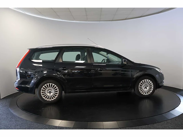 Ford - focus wagon - 1.8 trend flexi fuel - car - afbeelding 11 van  14