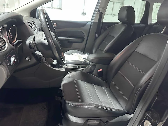 Ford - focus wagon - 1.8 x road flex.f. - gx-906-l - afbeelding 14 van  19