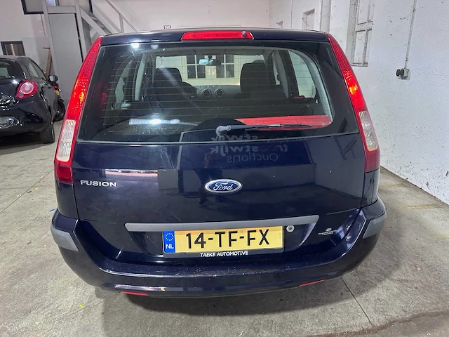Ford - fusion - 1.4-16v comfort - 14-tf-fx - afbeelding 13 van  18