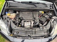 Ford - fusion - 1.6 tdci trend - car - 2005 - afbeelding 2 van  23