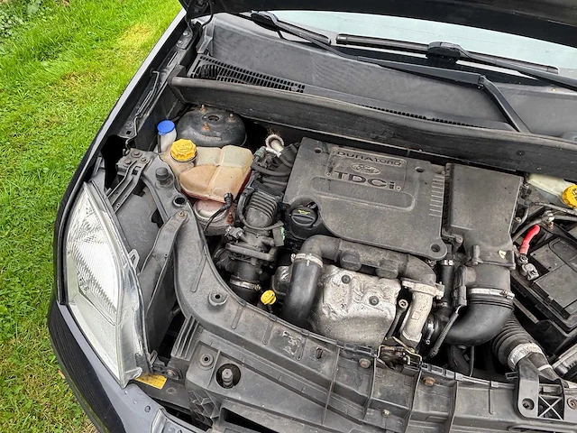 Ford - fusion - 1.6 tdci trend - car - 2005 - afbeelding 4 van  23