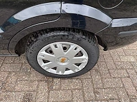 Ford - fusion - 1.6 tdci trend - car - 2005 - afbeelding 11 van  23