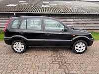 Ford - fusion - 1.6 tdci trend - car - 2005 - afbeelding 15 van  23