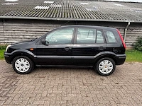 Ford - fusion - 1.6 tdci trend - car - 2005 - afbeelding 12 van  23