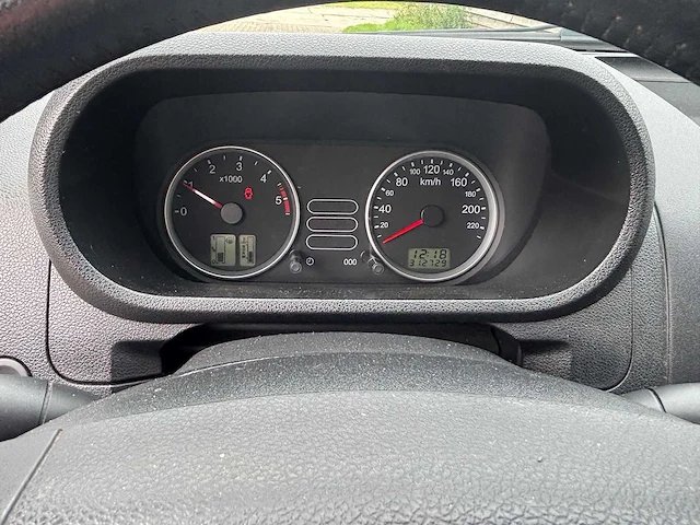 Ford - fusion - 1.6 tdci trend - car - 2005 - afbeelding 21 van  23