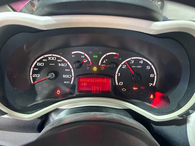 Ford - ka - 1.2 titanium - 10-hxl-8 - afbeelding 2 van  15