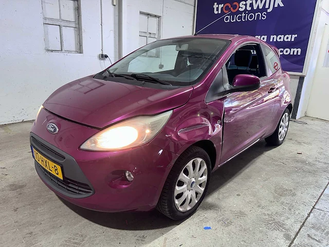 Ford - ka - 1.2 titanium - 10-hxl-8 - afbeelding 1 van  15