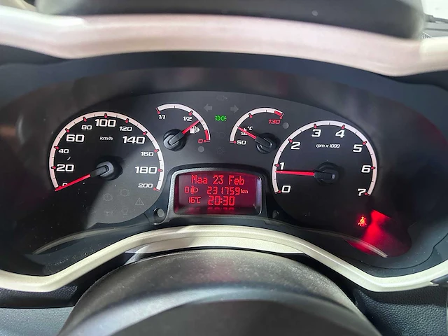 Ford - ka - 1.2 titanium - 24-kst-7 - afbeelding 11 van  17