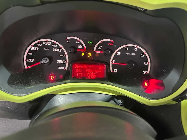 Ford - ka - 1.2 titanium - pd-285-d - afbeelding 3 van  13