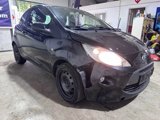Ford - ka - 1.2 titanium - pd-285-d - afbeelding 10 van  13