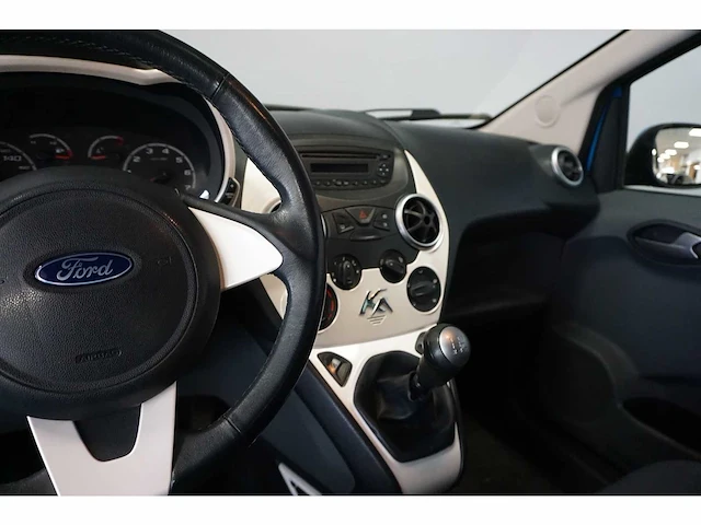 Ford - ka - 1.2 titanium x - car - afbeelding 7 van  17