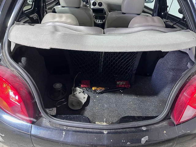 Ford - ka - 1.3 luxury - 37-jr-pp - afbeelding 8 van  18