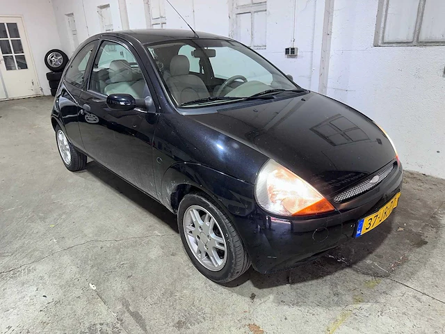 Ford - ka - 1.3 luxury - 37-jr-pp - afbeelding 16 van  18