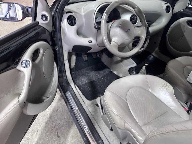 Ford - ka - 1.3 luxury - 37-jr-pp - afbeelding 18 van  18