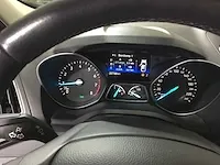 Ford - kuga - 1.5 ecob. titanium - sj-806-b - afbeelding 3 van  24