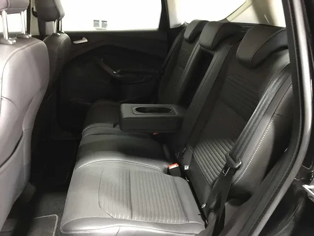 Ford - kuga - 1.5 ecob. titanium - sj-806-b - afbeelding 9 van  24