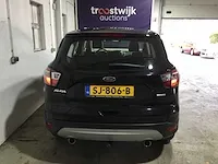 Ford - kuga - 1.5 ecob. titanium - sj-806-b - afbeelding 19 van  24