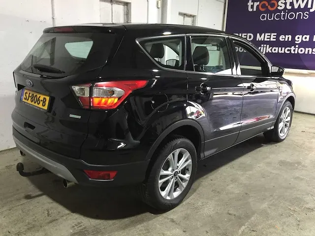 Ford - kuga - 1.5 ecob. titanium - sj-806-b - afbeelding 20 van  24
