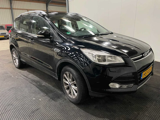 Ford - kuga - titanium - 1.5 ecoboost - 150 pk - personenauto - 2016 - afbeelding 3 van  35