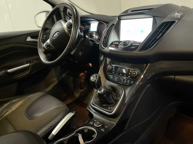 Ford - kuga - titanium - 1.5 ecoboost - 150 pk - personenauto - 2016 - afbeelding 11 van  35